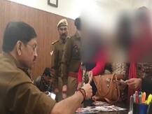 शाहजहांपुर में पाखंडी बाबा के खिलाफ पुलिस में शिकायत, पांच पत्नियों को नशीला इंजेक्शन देकर देह व्यापार कराने का आरोप