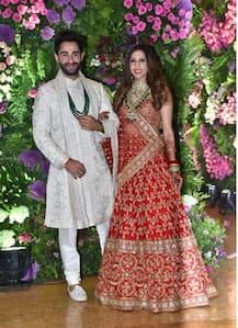 IN PICS: आरमान जैन की शादी में पहुंचे कई सेलेब्स, करीना से करिश्मा तक का दिखा ये खास अंदाज