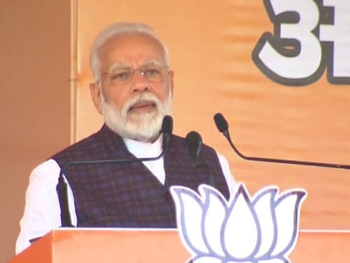 पीएम मोदी का CM केजरीवाल पर निशाना, कहा- सर्जिकल स्ट्राइक का सबूत मांगने वालों को 8 फरवरी को सजा दें Delhi Election 2020: PM Modi Rally Live from Dwarka पीएम मोदी का CM केजरीवाल पर निशाना, कहा- सर्जिकल स्ट्राइक का सबूत मांगने वालों को 8 फरवरी को सजा दें