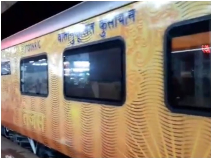 IRCTC to launch third Tejas Express that will run between Indore-Varanasi जल्द शुरू होगी देश में तीसरी तेजस एक्सप्रेस, जानिए किस रूट पर चलेगी ट्रेन