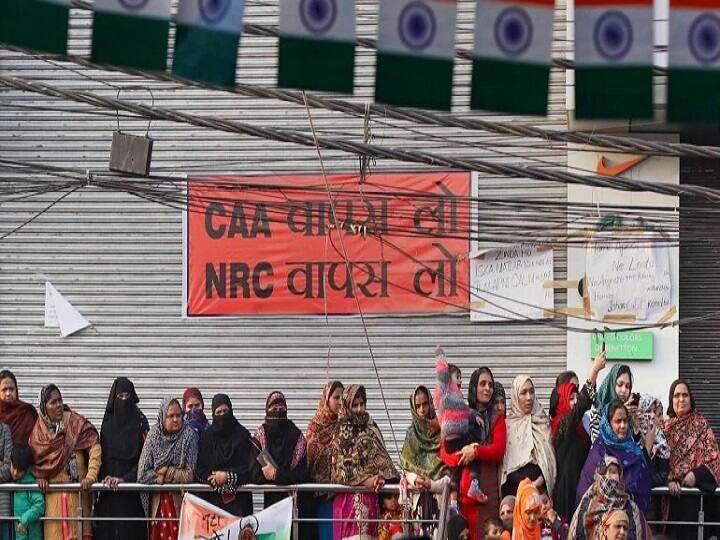 शाहीन बाग में बना मीडिया सेंटर,प्रोटेस्ट कवर करने आ रहे पत्रकारों की बन रही लिस्ट media center made in shaheen bagh, journalists are to be registered शाहीन बाग में बना मीडिया सेंटर,प्रोटेस्ट कवर करने आ रहे पत्रकारों की बन रही लिस्ट