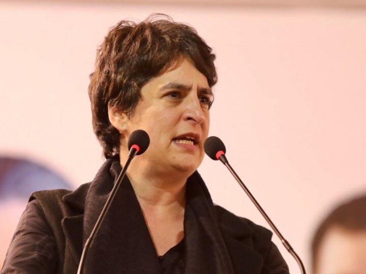 Priyanka Gandhi Tweets Video Message on Coronavirus Coronavirus पर प्रियंका गांधी ने ट्वीट किया वीडियो, कहा- आइए मिलकर इस महामारी को परास्त करें