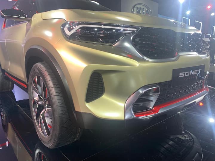 फ्रंट से इसका डिजाइन सेल्टोस से भी बेहतरीन दिखता है.