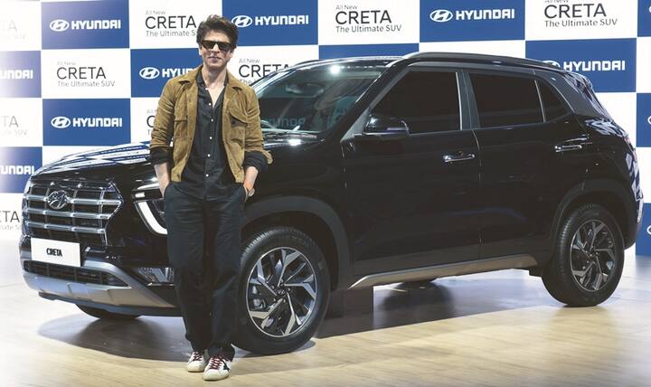  Hyundai Creta: इस कार को पहली बार ऑटो एक्सपो में देखा गया है. नई क्रेटा को शायद अगले कुछ महीनों में भारत में लॉन्च किया जा सकता है. इसको पेट्रोल और डीजल मॉडल में लॉन्च किया जाएगा. ये पहली क्रेटा कार का ही अपडेट वर्जन है. साथ ही इसमें फीचर्स भी ज्यादा हैं.