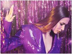 मलाइका अरोड़ा के फोटोशूट में दिखा उनका अलग एटीट्यूड, बोलीं- टॉक टू माई हैंड