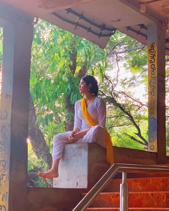 (Photo Credit: @janhvikapoor)