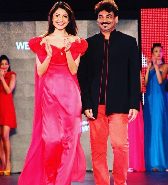 अनुष्का शर्मा ने भी इस तस्वीर को शेयर करते हुए वेंडेल को याद किया.