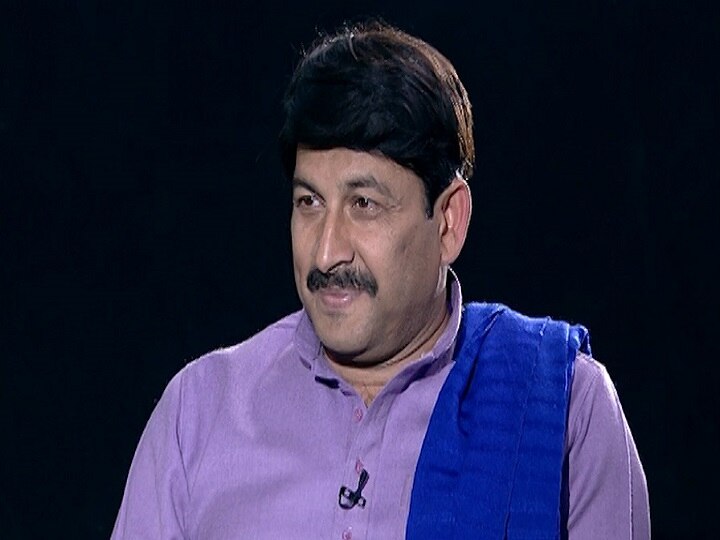 Bihar Election: Manoj Tiwari's helicopter makes emergency landing at Patna airport जब 40 मिनट तक पटना एयरपोर्ट के ऊपर मंडराता रहा मनोज तिवारी का हेलीकॉप्टर