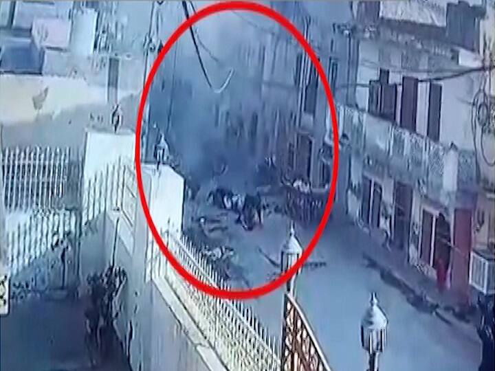 13 people burnt due to gas cylinder blast in Sikar Rajasthan राजस्थान: गैस सिलेंडर फटने से 13 लोग झुलसे, नौ की हालत नाजुक