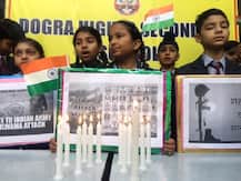 शहादत को सलाम: पुलवामा हमले में शहीद हुए जवानों को स्कूली बच्चों ने दी श्रद्धांजलि