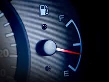 इन पांच कारणों से कार का माइलेज होता है कम, कहीं आप तो नहीं करते ये गलतियां?