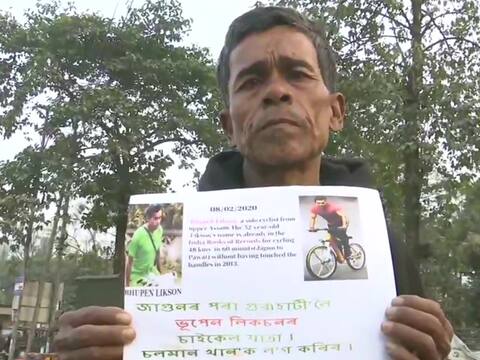 सलमान खान से मिलने के लिए 600 किलोमीटर दूर से साइकिल चला कर पहुंचा ये शख्स सलमान खान से मिलने के लिए 600 किलोमीटर दूर से साइकिल चला कर पहुंचा ये शख्स
