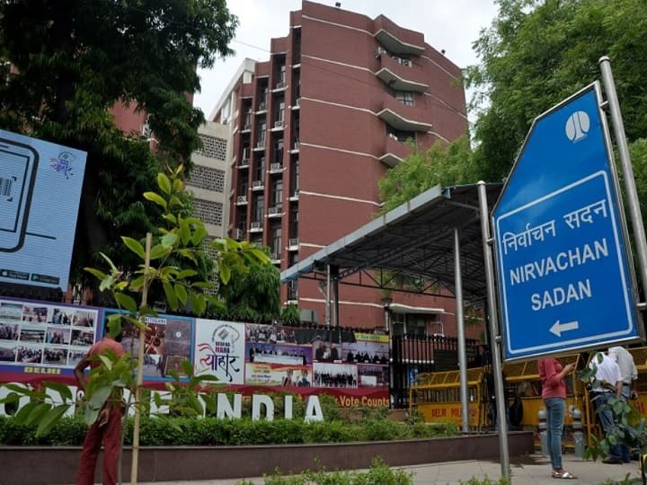 राज्यों में होने वाले चुनावों में चुनावी खर्चे को लेकर गठित हुई 3 सदस्य टीम, खर्चे पर रखी जाएगी पैनी नजर