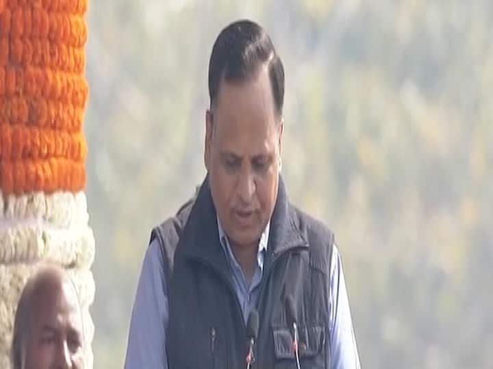 Know About Satyendra Jain अरविंद केजरीवाल के मंत्री, जानिए- मोहल्ला क्लीनिक को साकार करने वाले सत्येंद्र जैन को