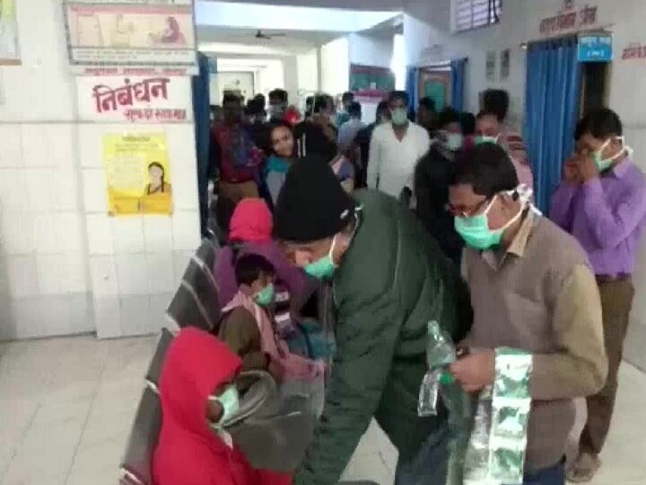 bihar several people hospitalized after dinner in sonpur wedding ceremony बिहारः सोनपुर में शादी समारोह में खाना खाने के बाद 50 लोग बीमार, अस्पताल में भर्ती