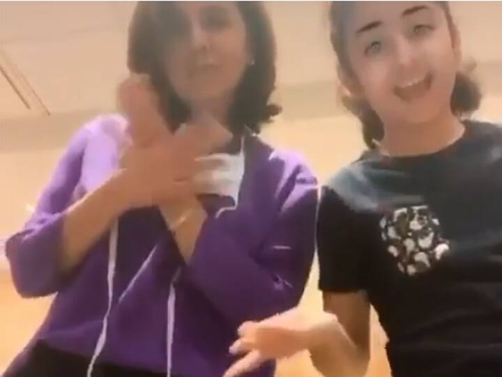 रणबीर कपूर की मम्मी नीतू कपूर का ये वीडियो इंटरनेट पर मचा रहा है धूम, आपने देखा क्या neetu kapoor with ranbir kapoor niece samara tik tok video रणबीर कपूर की मम्मी नीतू कपूर का ये वीडियो इंटरनेट पर मचा रहा है धूम, आपने देखा क्या