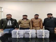 दिल्ली पुलिस ने अवैध हथियारों के साथ 2 लोगों को किया गिरफ्तार, पड़ोसी राज्यों तक फैला था इनका नेटवर्क