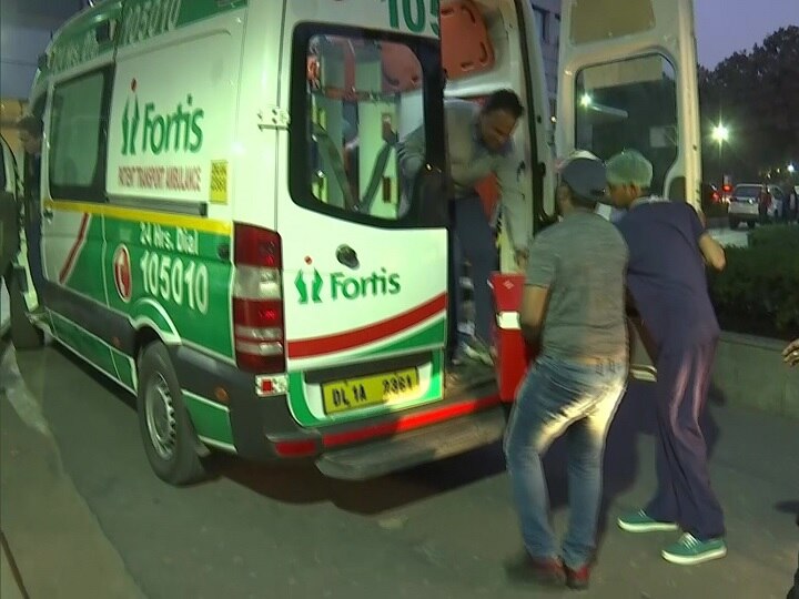 green corridor was provided by Delhi Police from IGI to Fortis Hospital transportation of a heart पुणे से एक व्यक्ति के दिल को लाया गया दिल्ली, ग्रीन कॉरिडोर के जरिए पहुंचाया गया अस्पताल