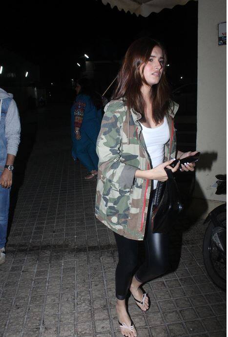 आपको बता दें कि तारा सुतारिया ने फिल्म 'स्टूडेंट ऑफ द ईयर 2' से फिल्म इंडस्ट्री में अपने करियर की शुरुआत की थी. 