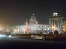 साउथ ब्लॉक से दिल्ली कैंट ले जाया जा सकता है सेना मुख्यालयः सूत्र