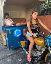 भाई और मम्मी के साथ गोवा में छुट्टियां मना रही हैं सारा अली खान, शेयर की ये मजेदार तस्वीरें