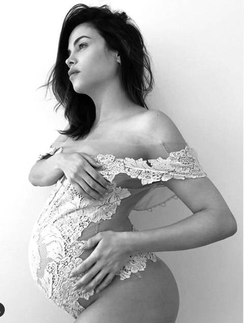-jenna-dewan-pregnant-with-second-child-flaunts-her-bare 