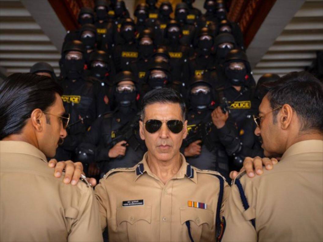 'Sooryavanshi' से लेकर '83' तक ये फिल्में 15 अक्टूबर से सिनेमाघरों में होंगी रिलीज Sooryavanshi To 83 Here Are 4 Films That Will Be Released In Theatres From Oct 15 'Sooryavanshi' से लेकर '83' तक ये फिल्में 15 अक्टूबर से सिनेमाघरों में होंगी रिलीज