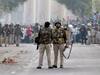 Delhi Violence: दंगाइयों को पकड़ने के लिए दिल्ली पुलिस ने मांगी उत्तर प्रदेश पुलिस से मदद