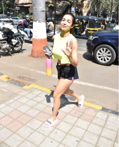 दोनों को अक्सर सोशल मीडिया पर साथ में तस्वीरें शेयर करते और साथ में आउटिंग करते नजर आते हैं.