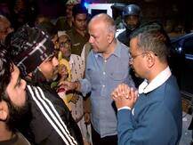 दिल्ली हिंसा: प्रभावित इलाकों का CM केजरीवाल ने लिया जायजा, लोगों से की बात