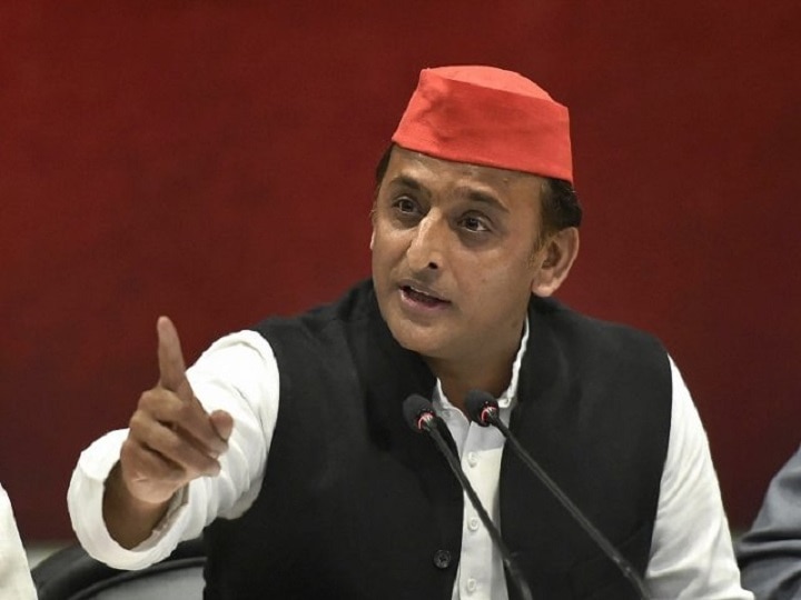 Akhilesh Yadav said FIR should be lodged on suspended officers in Hathras case