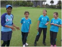 न्यूजीलैंड में बच्चियों को जेमिमा रॉड्रिग्स ने सिखाया बॉलीवुड डांस, वायरल हुआ डांस वीडियो