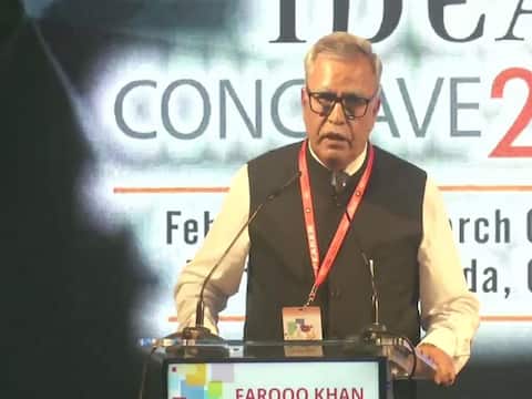 जम्मू-कश्मीर में एलजी के सलाहकार फारूख खान का दावा- एक समय कश्मीर सौ फीसदी हिंदू राज्य था जम्मू-कश्मीर में एलजी के सलाहकार फारूख खान का दावा- एक समय कश्मीर सौ फीसदी हिंदू राज्य था