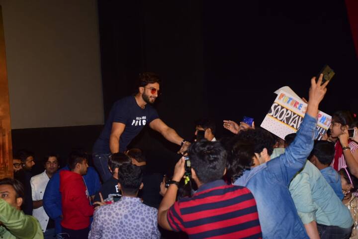 रणवीर रोहित शेट्टी की 'सिंबा' में पुलिसवाले का किरदार निभा चुके हैं. (तस्वीर: मानव मंगलानी)