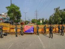 दिल्ली हिंसा में अब तक करीब 1300 लोग गिरफ्तार, कड़ी सुरक्षा के बीच छात्रों ने दी बोर्ड परीक्षा