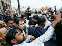 दिल्ली: दंगा प्रभावित इलाकों का दौरा कर राहुल गांधी ने कहा- नफरत की राजनीति से होता है 'भारत माता' का नुकसान