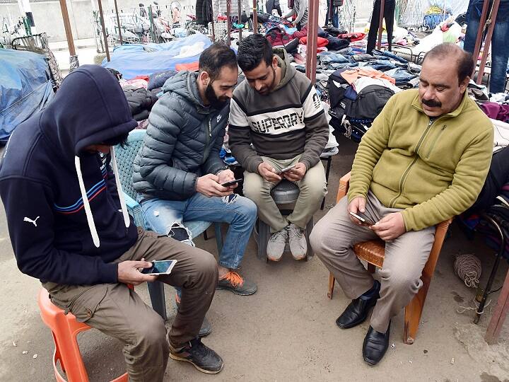 Demand for restoration of 4G services in J&K rise as Corona numbers increase कोरोना के बढ़ते प्रकोप के बीच जम्मू-कश्मीर में उठ रही है 4G सेवाएं शुरू करने की मांग