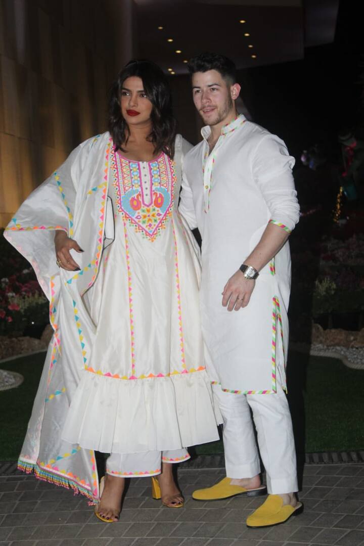 बता दें कि प्रियंका इस बार भारत में ही होली मनाने वाली हैं. (Photo Credit: Manav Manglani)