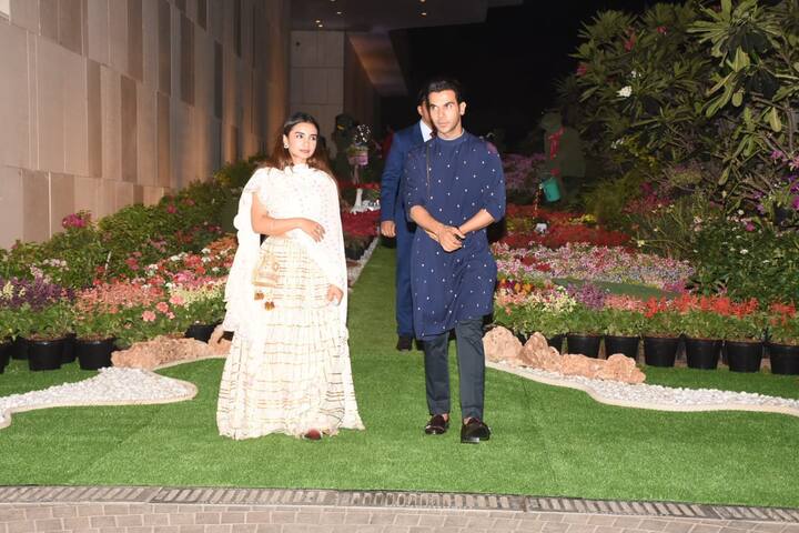  अभिनेता राजकुमार राव अपनी गर्लफ्रेंड और एक्ट्रेस पत्रलेखा के साथ. (Photo Credit: Manav Manglani)