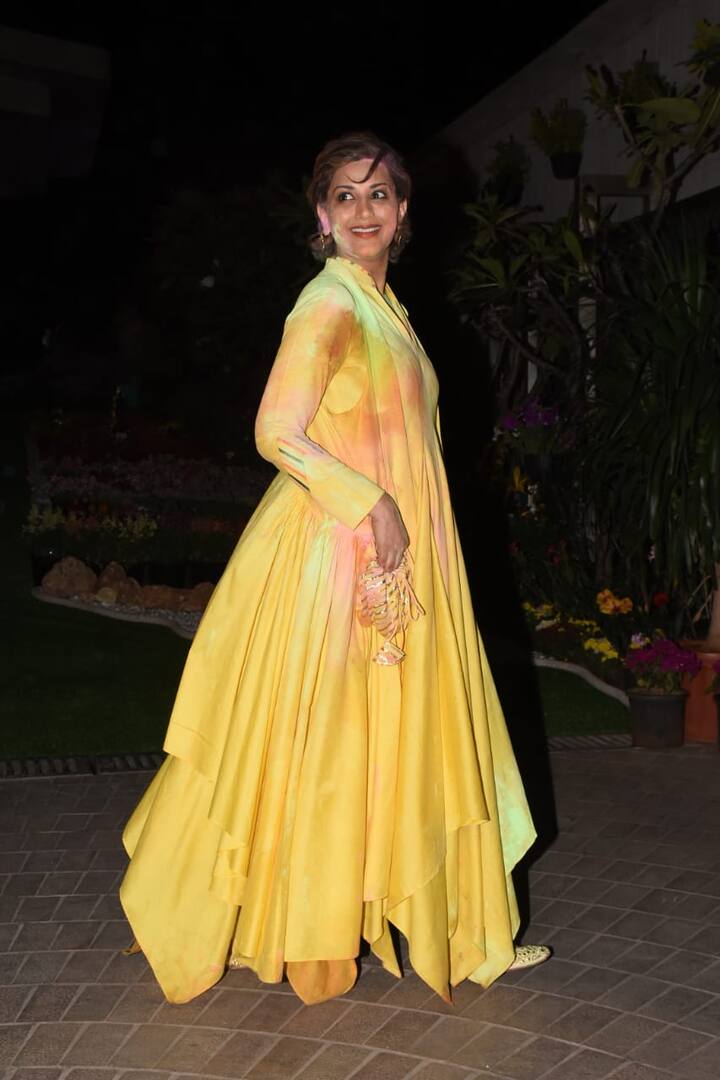 इस तस्वीर में आप अभिनेत्री सोनाली बेंद्रे को देख सकते हैं. (Photo Credit: Manav Manglani)