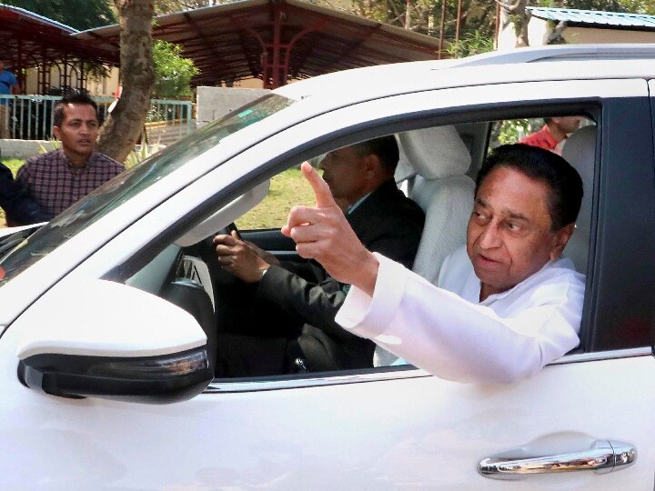 MP CM Kamal Nath Meets Congress chief Sonia Gandhi over current political situation सियासी संकंट के बीच कमलनाथ ने खटखटाया दिल्ली का दरवाजा, सोनिया गांधी से मिलकर कहा- सभी मुद्दों पर की चर्चा