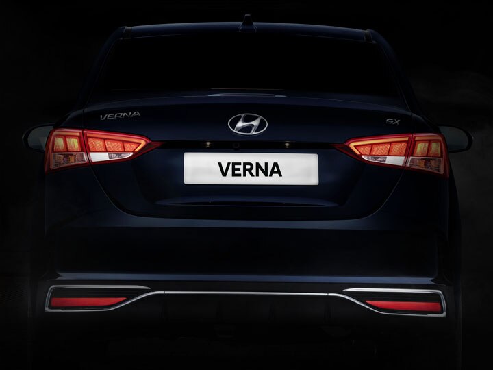 Hyundai ने नई Verna की पहली तस्वीरें दिखाई, पहली बार मिलेगा 1.0L का टर्बो इंजन