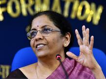 कैबिनेट ने YES BANK की रीकंस्ट्रक्शन स्कीम को मंजूरी दी, कैश निकासी पर लगी लिमिट भी जल्द हटेगी