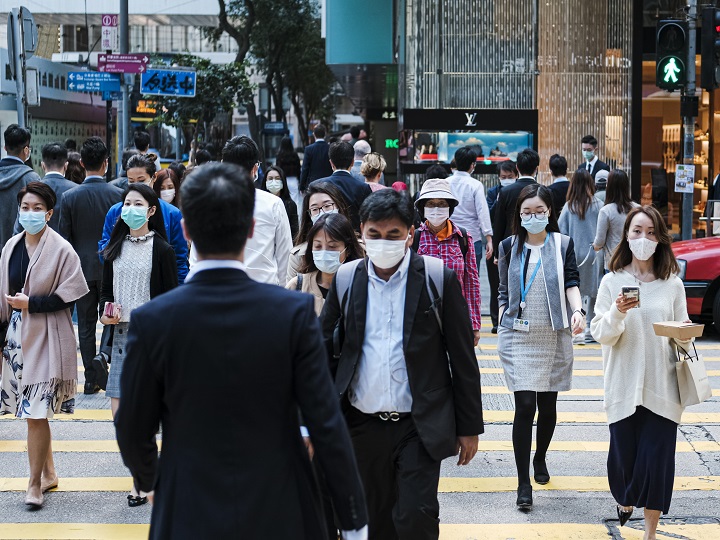 Coronavirus: अमेरिका में पिछले 24 घंटों में हुईं 586 मौतें, संक्रमण के मामले 20 लाख के पार पहुंचे coronavirus 19037 new cases in 24 hours in america 1 lakh 13 thousands people died so far