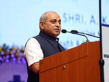 गुजरात के डिप्टी सीएम नितिन पटेल ने राजस्थान के मुख्यमंत्री अशोक गहलोत को लिखी चिट्ठी, कहा- गुजरात कांग्रेस के विधायकों का ध्यान रखें