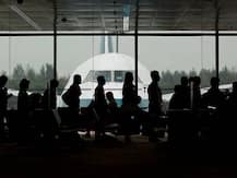 कोरोना वायरस: सिंगापुर एयरपोर्ट पर फंसे भारतीय छात्र, कहा- एयर इंडिया ने ले जाने से मना किया