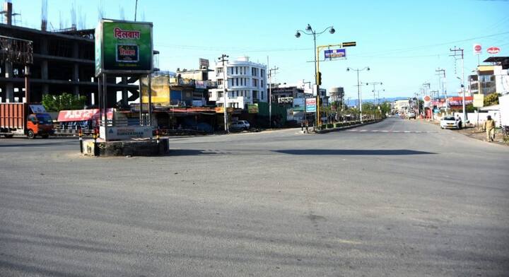 पर्यटकों के कारण उत्तराखंड की राजधानी में जाम लगा रहता था. लेकिन रविवार को जनता कर्फ्यू के चलते यहां भी सड़कें खाली ही दिखीं.