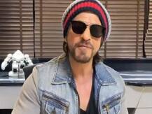 Coronavirus: अपनी फिल्मों के कई सीन के जरिए जागरूकता फैला रहे हैं शाहरुख खान