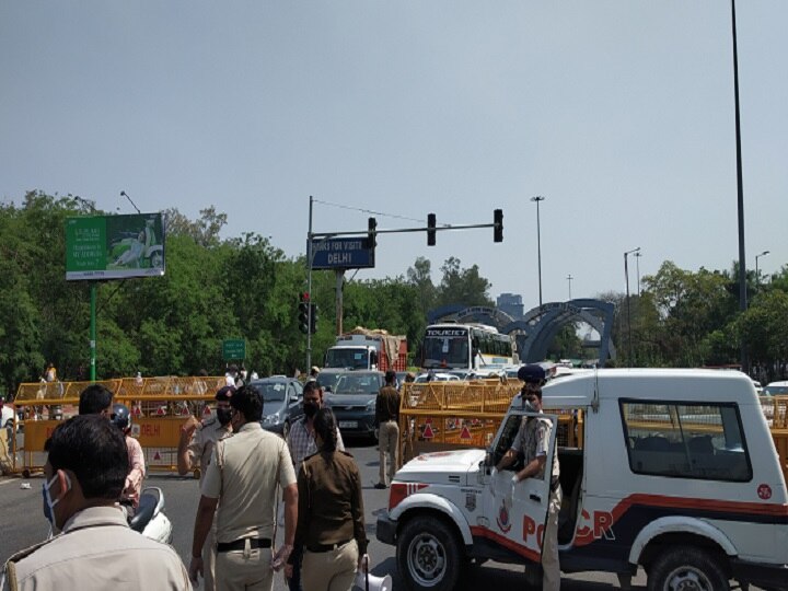 कोरोना वायरस: लॉकडाउन के नियमों का लोग नहीं कर रहे पालन, पुलिसकर्मियों से कर रहे हैं बहस Coronavirus people are not following the rules of lock down ANN कोरोना वायरस: लॉकडाउन के नियमों का लोग नहीं कर रहे पालन, पुलिसकर्मियों से कर रहे हैं बहस