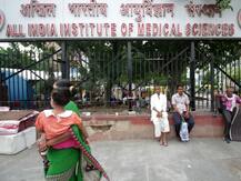 दिल्ली: COVID-19 के मद्देनजर कल से AIIMS में बंद रहेगा ओपीडी, अगले आदेश तक रजिस्ट्रेशन बंद